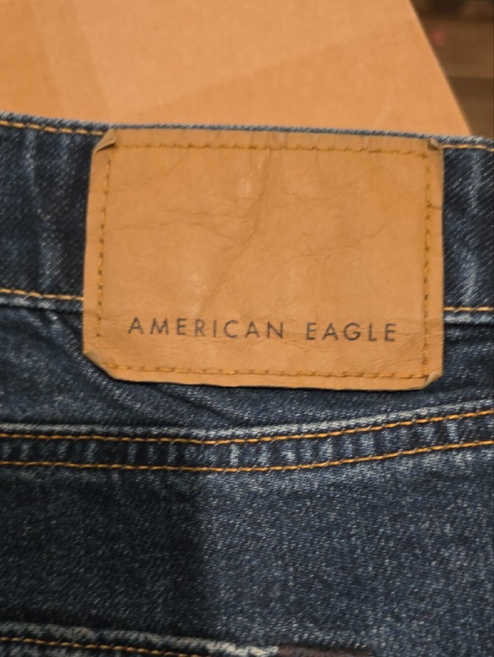 Men's Dark Wash Blue Denim Jeans - Picture 4 of 6